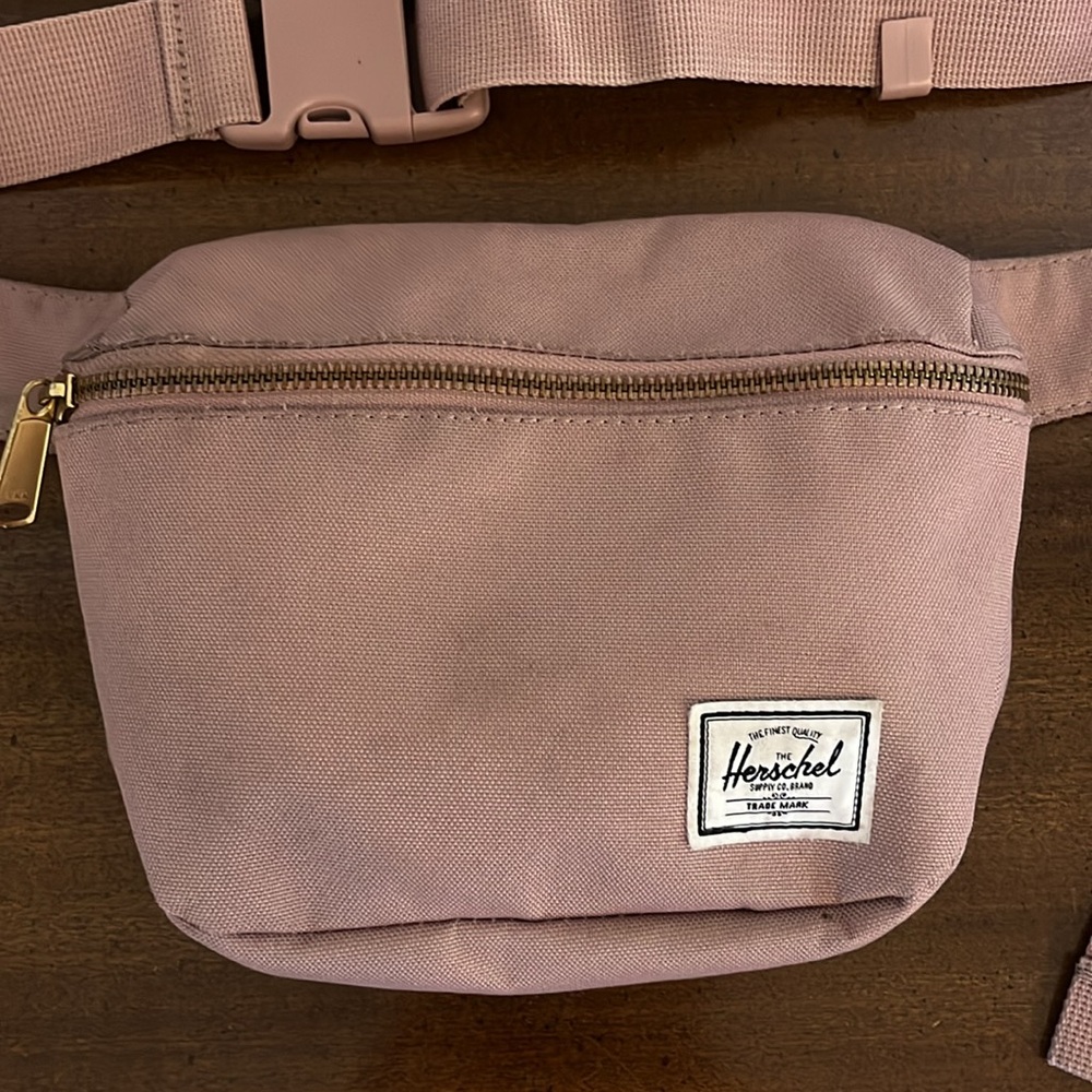Herschel Supply Company Settlement Hip Pack 2L Mauve Ash Rose Belt Bag - Picture 2 of 10